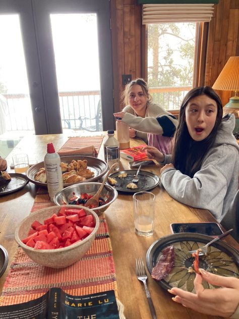 Bariloche, Morning With Friends Aesthetic, Cabin Aesthetic With Friends, Girls Trip Aesthetic Winter, Airbnb With Friends, Cabin Trip With Friends Aesthetic, Friend Cabin Trip, Cabin Birthday Trip, Cabin With Friends Winter