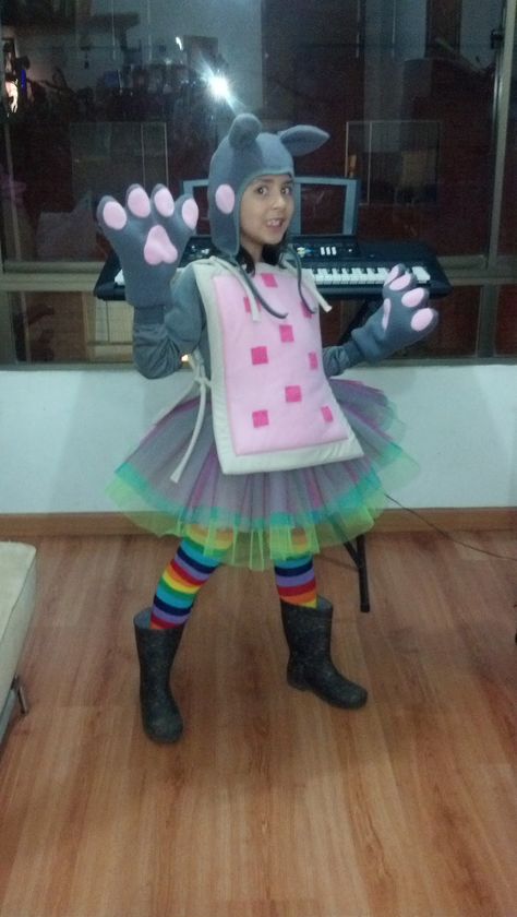 Nyan Cat Costume, Nya Cat, 2010s Nostalgia, Cat Cosplay, Outfits 2000s, Bead Loom Designs, Cat Halloween Costume, Nyan Cat, Cat Costume