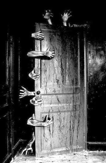 #HORROR THE DOORS PT 1 of 2 Be not ye afraid, of the creaking from the doors. The dust, debris, and cobwebs may hide things you're looking for. The subtle beam of light~ slowly crawls across the wall, provides enough to read by in this dreariest of nights. Give no thought to ghostly steps, that tip toe cross floor, for it's only~Earthly tremors ~and a draft~against the doors. Art Sinistre, Creepy Photography, Horror Photography, Art Noir, Creepy Photos, Ange Demon, Art Et Illustration, Scary Art, Creepy Art