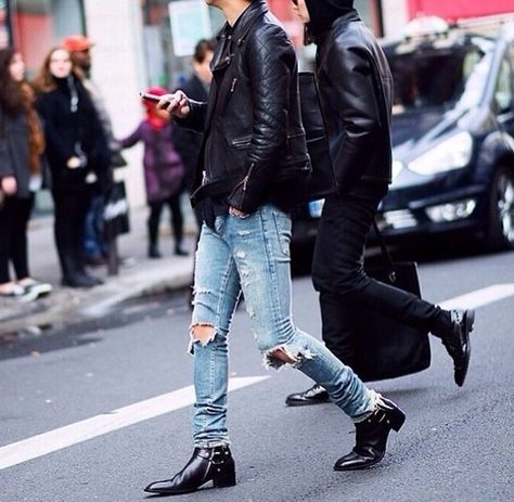 Rock N Roll Style Men, Streetwear Lookbook, Rock Style Men, Leather Jacket Outfit Men, Chelsea Boots Outfit, Saint Laurent Jeans, Ysl Saint Laurent, Rock N Roll Style, Mens Fashion Casual Winter