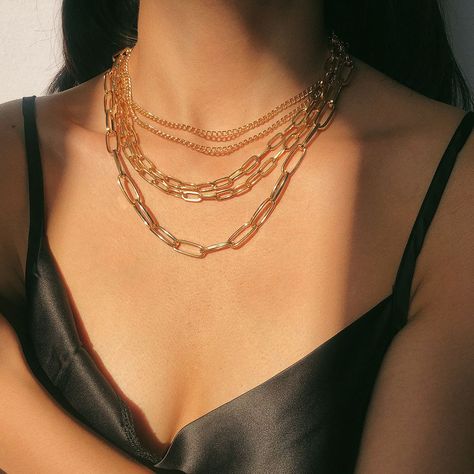 Black Outfit Gold Jewelry, Aqua Party, Gold Link Necklace, Multi Layer Necklace, Dress Classic, Engagement Band, Dope Jewelry, Jewelry Bridal, Stud Set