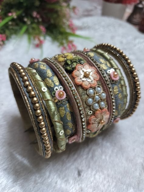 Handmade Bangles Diy, Cotton Thread Bangles, Homemade Bangles, Embroidery Bangles, Diy Bangles, Silk Thread Earrings Designs, Underwater Fashion, Diy Earrings Dangle, Bangle Diy