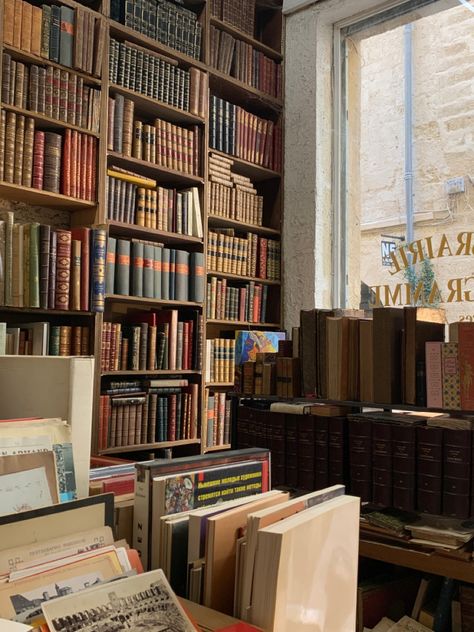 Fantasy Bookstore, Bookworm Aesthetic, Library Store, Bookstore Cafe, South France, Quiet Room, Library Aesthetic, Book Stores, Job Ideas