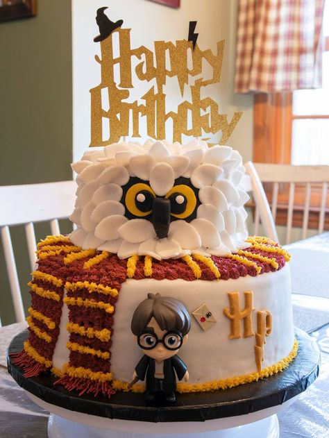 Harry Potter Theme Birthday Party, Harry Potter Cupcakes, Harry Potter Theme Birthday, Harry Potter Halloween Party, Harry Potter Owl, Harry Potter Merch, Harry Potter Bday, 6th Birthday Cakes, 10 Birthday Cake