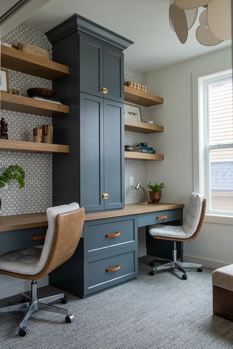 Double Desk Office, Built In Double Desk, Built In Office Desk And Cabinets, Small Home Office For Two, Shared Office Space Ideas, Home Office Built Ins, Built In Desk And Shelves, Shared Home Office, Office For Two