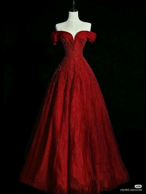 Red Pretty Dress, Jewel Toned Dresses Formal, Red Fantasy Dress Aesthetic, Red Fairytale Dress, Red Fantasy Dress, Red Princess Dress, Classy Holiday Party, Wedding Gowns Ideas, Color Wedding Dresses
