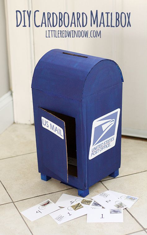 DIY Cardboard Play Mailbox | littleredwindow.com Unique Valentine Box Ideas, Mailbox Diy, Diy Valentine's Box, Valentine Box Ideas, Diy Valentines Box, Diy Karton, Cardboard Play, Diy Mailbox, Valentine Card Box