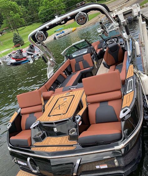 Pontoon Boat, Bay Boat, Wake Board Boat, Pavati Wake Boat, Wake Boat, Nice Boats, Mastercraft Boat, Wakeboard Boats, Pontoon Boats