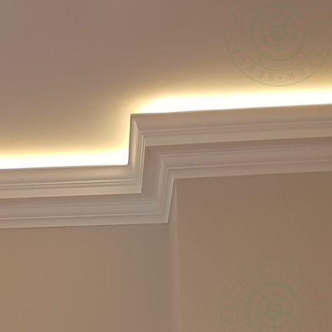 Hidden Lighting Ceiling, Ceiling Cornice, Cornices Ceiling, Ceiling Coving, Plaster Cornice, Living Room Lighting Design, Luxury Ceiling Design, Cornice Design, Hidden Lighting