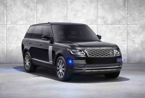 Land Rover introduces the latest version of its armored SUV, the Range Rover Sentinel. The new model can now be equipped with a 5.0L supercharged V8. Bullet Proof Car, Range Rover Sport Black, Range Rover Black, Range Rover Car, Luxury Cars Range Rover, Used Land Rover, Armored Car, Range Rover Hse, Range Rover Supercharged