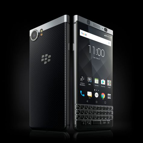 Blackberry brings back the keyboard with a new Android-powered smartphone. Blackberry Phone Aesthetic, Blackberry Smartphone, Blackberry Phones, Iphone 7 Camera, Blackberry Keyone, Latest Smartphones, Phone Aesthetic, All Mobile Phones, Technology Fashion