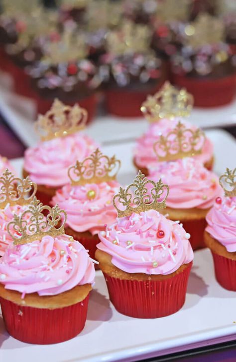 Queen Themed Birthday Party, Queen Cupcakes, Queen Birthday Party, Crown Cupcake Toppers, Royal Birthday Party, Crown Cupcakes, Barbie Birthday Cake, Princess Birthday Party Decorations, Princess Theme Birthday