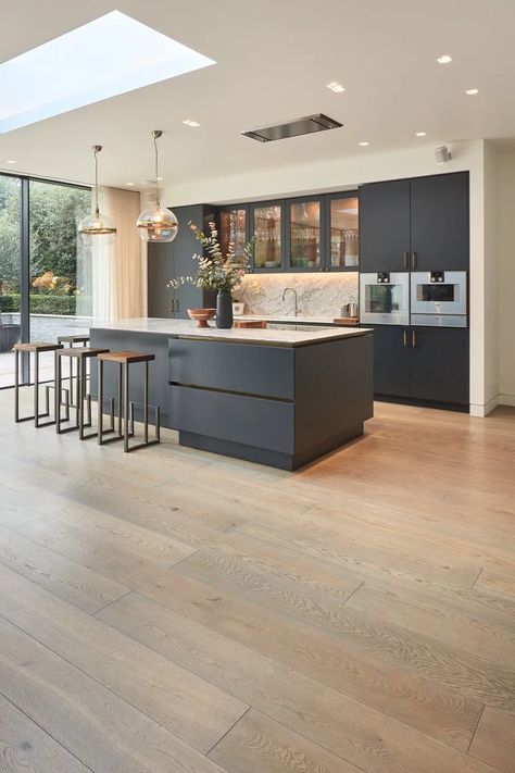 8 Kitchen Flooring Options To Know About | SheerLuxe Kitchen Designers, Kitchen Flooring Options, Open Plan Kitchen Dining Living, Open Plan Kitchen Dining, Open Plan Kitchen Living Room, Kitchen Design Plans, Kitchen Dining Living, Classic Kitchen, Hus Inspiration