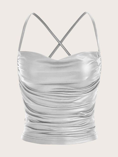 Silver Tops For Women, Silver Outfit Party, Silver Outfits For Women, Metallic Silver Outfit, Silver Shirts, Top Dorado, Glitter Clothes, Silver Clothes, Silver Crop Top