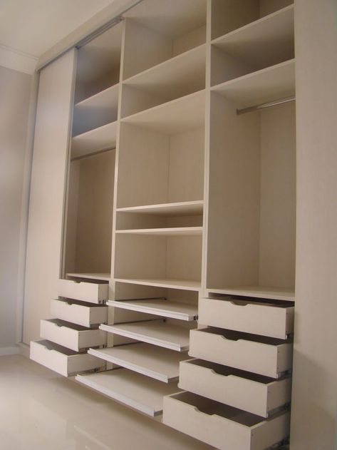 Hiasan Dalaman Rumah, Bedroom Cupboards, Wardrobe Room, Closet Layout, Bedroom Closet Design, Wardrobe Design Bedroom, Dream Closets, غرفة ملابس, Bedroom Wardrobe