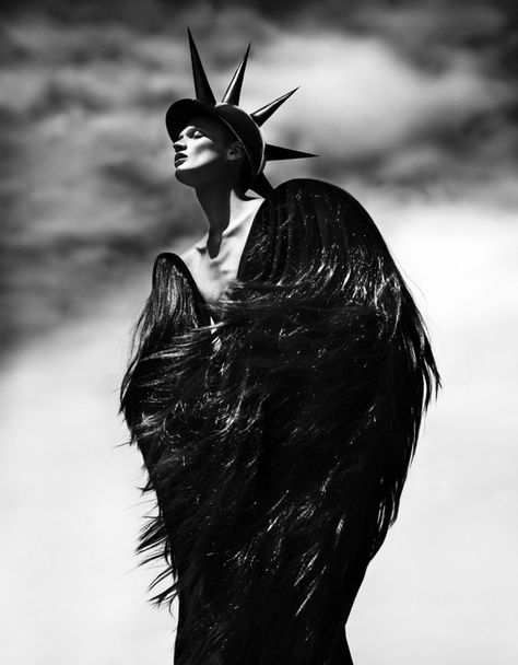 23 Colorful Fashion Photographs by Elizaveta Porodina - Colorful and Modern | Read full article: http://webneel.com/23-colorful-fashion-photographs-elizaveta-porodina-colorful-and-modern | more http://webneel.com/fashion-photography | Follow us www.pinterest.com/webneel Elizaveta Porodina, Eiko Ishioka, Ange Demon, Crazy Horse, Dark Beauty, Dark Fashion, Look At You, Source Of Inspiration, Fashion Shoot