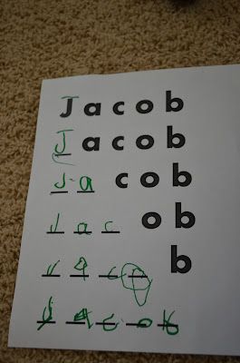 to help children who can't write their names independently - dotted font for gaps Toddler Learning Activities, Oppgaver For Barn, Preschool Names, Name Practice, Name Activities, Aktivitas Montessori, Writing Center, Preschool Fun, Toddler Learning