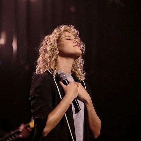 Taya Smith Gaukrodger Music, Taya Gaukrodger, Worship Leader Outfit, Taya Smith, Hillsong United, Worship Leader, South Wales, Worship, The Unit