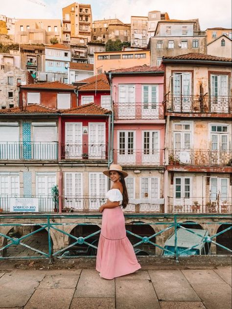 Porto, Summer Travel Destinations, Luxury Lifestyle Travel, Instagram Locations, Portuguese Culture, Lisbon Travel, Castle Wall, Future Goals, Sustainable Travel