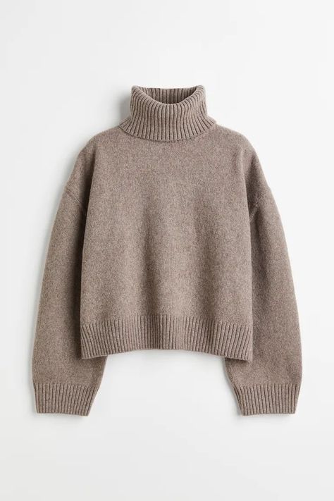 Turtle neck crop top