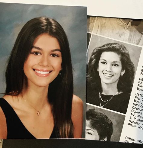 Cindy Crawford and her daughter Kaia Gerber look like twins in school photos Cindy Crawford Young, Kaia And Presley Gerber, Kaia Crawford, Cindy Crawford Daughter, Presley Gerber, School Picture, School Portraits, Passport Photo, Last Ride