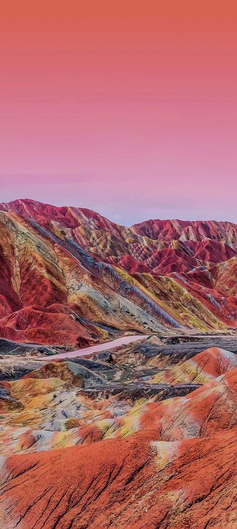 Peru Mountain Color, Peru Beautiful Places, Peru Wallpaper Iphone, Rainbow Mountain Peru, Peru Travel Aesthetic, Pink Mountains Wallpaper, Peruvian Aesthetic, Peru Rainbow Mountains, Peru Pictures