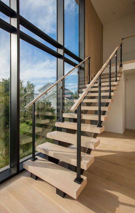 Railing Staircase, Glass Staircase Railing, Glass Railing Stairs, Modern Railing, Modern Stair Railing, Staircase Railing, Open Stairs, Staircase Railing Design, House Staircase