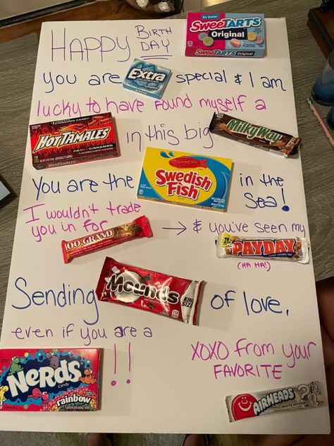 Birthday Gift With Candy, Funny Birthday Candy Poster, Candy Birthday Board Ideas, Candy Board Ideas Birthday, Best Friend Birthday Board, Birthday Board With Candy, Candy Letters Birthday, Candy Poster Board Birthday Best Friend, Happy Birthday Posters Ideas