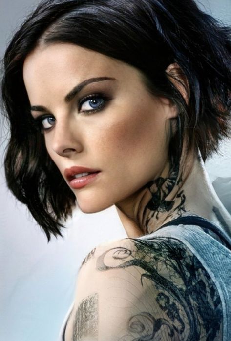 Jaimie Alexander Hair Short, Jamie Alexander Short Hair, Jaime Alexander Hair, Jaimie Alexander Hair, Actresses With Short Hair, Jamie Alexander Hair, Spot Edit, Jaime Alexander, Jamie Alexander