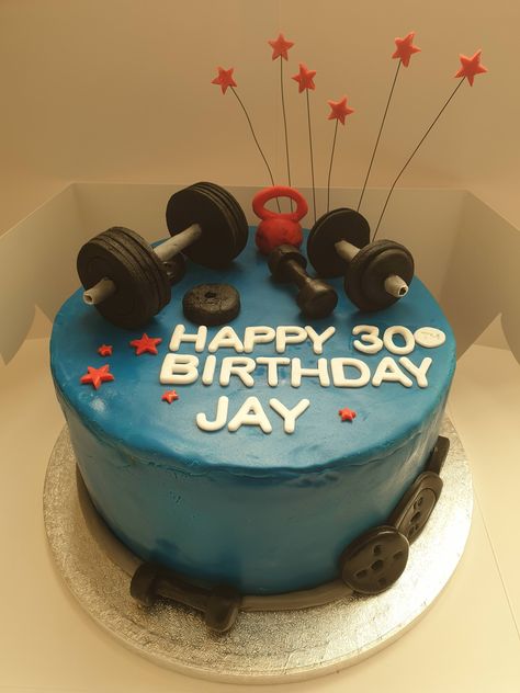 [Homemade] Gym Birthday Cake Essen, Workout Cakes For Men, Gym Cake For Men, Gym Cakes For Men Fitness, Gym Theme Cake For Men, Gym Birthday Cake For Men, Gym Cake Ideas For Men, Gym Cake Design, Fitness Birthday Cake