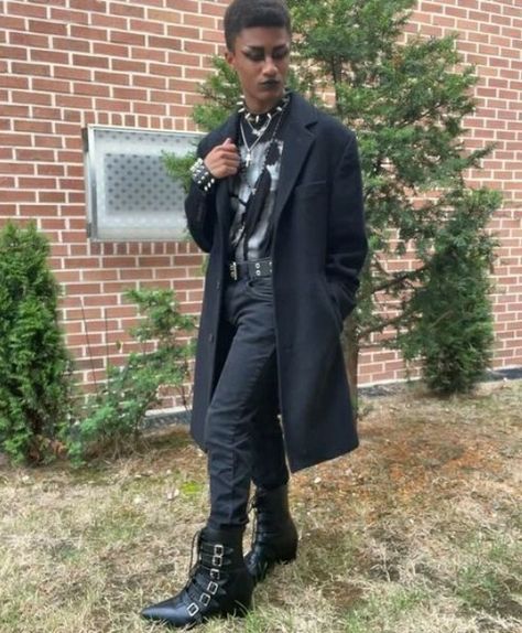 Mens Trad Goth Fashion, Goth Guys Outfits, Gothic Prom Outfits Men, Black Goth Outfits Men, 80s Trad Goth Outfits Men, Masculine 80s Outfits, Goth Outfit Inspo Men, Traditional Goth Outfits Men, Traditional Goth Men