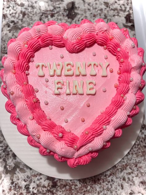 Cute 21st Birthday Cakes, Twenty Fine, Drunk Barbie Cake, 21st Birthday Cake For Girls, Birthday Cakes For Girls, Money Birthday Cake, Birthday Cake Pinterest, Girly Birthday Cakes, Cakes For Girls