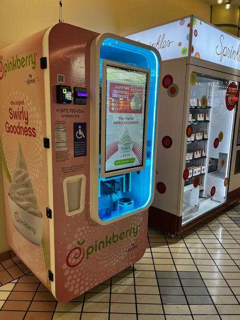 July 2023 Angeles, Los Angeles, Frozen Yoghurt, Frozen Yogurt Machine, Vending Machines, Vending Machine, Frozen Yogurt, Fast Food, Yogurt