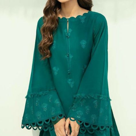 Sleeve design for kameez Sleeves Design For Georgette Suit, Sleves Desine Pakistani, Full Sleves Desine For Kurti, Pakistani Dress Sleeves Pattern, Selvess Designs For Kurti, Pakistani Dress Neck Design, Pakistani Dresses Pattern, Pakistani Sleeves Pattern For Kurtis, Sleves Desine Kurti Latest