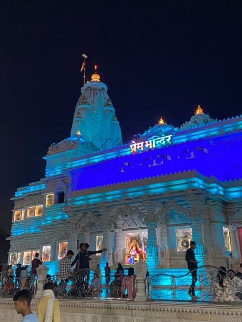 PREM MANDIR BEAUTY AT NIGHT😍 Ram Mandir Night View, Prem Mandir Night View, Prem Mandir Vrindavan Aesthetic, Prem Mandir Vrindavan Hd, Mandir Snap, Prem Mandir Vrindavan, Vrindavan Photography, Vrindavan Photography Pictures, Prem Mandir