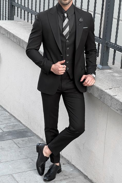 Full Black Suit, Black Suit Vest, Black Tuxedo Suit, Costume Noir, Pants Gift, Exude Confidence, Suit Material, Code Black, Exclusive Shoes