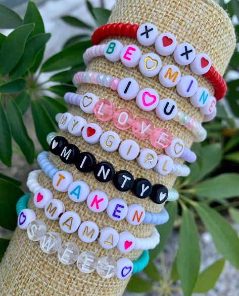"This listing is for ONE Custom Personalized Bracelet perfect for Valentine's Day! Made with 4mm Czech Glass beads and your choice of letter beads! Bracelets Colors: -Red -Pink -Pastel Mix -Lavender -Pearl White -Mint -Blue -White -Seafoam Letter Beads: -White (white w/Black lettering) -Multicolor (white w/multicolor lettering) -Translucent Pink (pink w/white lettering) -Gold (white w/gold lettering) -Black (black w/white lettering) -Clear (clear w/white lettering) Be sure to leave all informati Bestie Bracelets Bead, Letter Beads Bracelet, Bracelet Names Ideas, Beads With Letters, Letter Bracelet Beads, Bracelets Colors, Valentines Day Jewelry, Letter Bead Bracelets, Pony Bead Bracelets