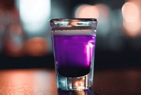 Purple (Grape) Gatorade Shot! Grape Gatorade Shots, Purple Gatorade Shot Recipe, Purple Shots Recipe, Grape Gatorade, Purple Gatorade, Cinnamon Toast Crunch Shot, Vacation Cocktails, Blue Curacao Drinks, Curacao Drink