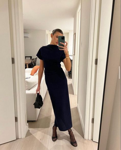 Outfit Minimalist, Chique Outfit, Smart Casual Women, Fest Outfits, Chique Outfits, Elegant Outfit Classy, Casual Chique, Stil Inspiration, Dinner Outfits