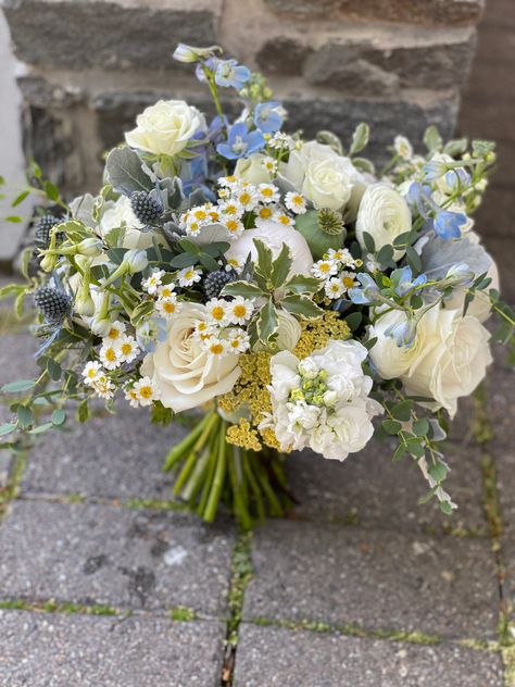 Blue and White Wedding Flowers at The Essex - Floral Artistry Blue And White Wedding Flowers, Blue Green Wedding, Blue And White Wedding, Green Wedding Flowers, Roses Peonies, Bouquet Inspiration, Bridal Bouquet Flowers, Hydrangeas Wedding, Prom Flowers