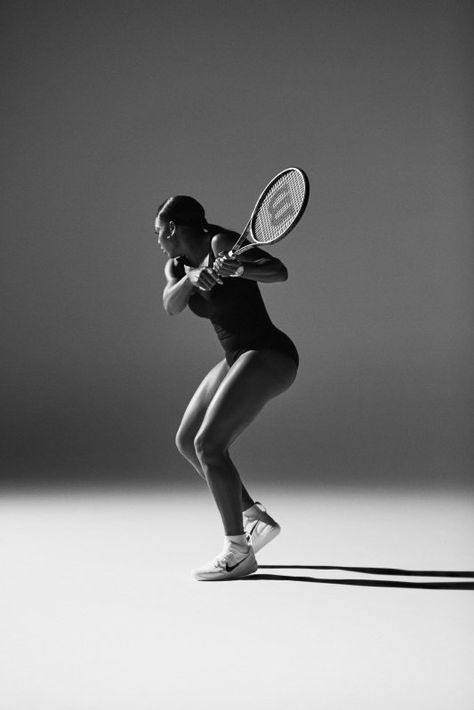 Serena Williams Body, Jennifer Capriati, Serena Williams Tennis, Venus And Serena Williams, Williams Tennis, Launch Campaign, Venus Williams, Tennis Fashion, Womens Tennis