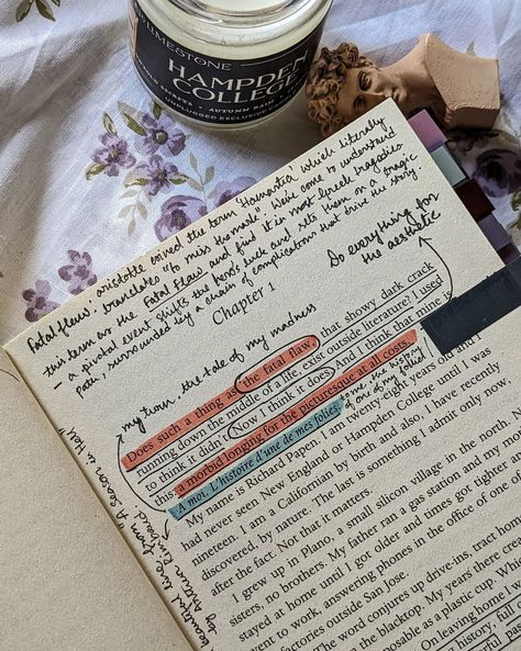 💬 What's the last book that truly transported you to another world? Hey lovely people, happy Friday! 💫 Sharing some of my all-time fave annotations today. Just wanna shout out to this amazing community – you guys are amazing!🥹 Your support and creativity always keep me inspired. This space feels like a cozy corner where I can be myself and gush about the things that light up my soul. where would we be without those bookish escapes?✨ Wishing you all a fabulous weekend ahead! 🤎 [book annotati... Annotated Literature, The Secret History Annotations, Annotate Book, Book Annotation Tips, Literature Student, Annotated Books, Book Tabs, Book Annotations, Reading Motivation