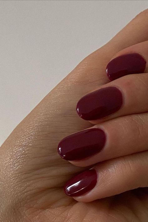 Red Nail, Maroon Nails, Nail Colors Winter, Swarovski Nails, Her Nails, Nagel Inspo, Fabulous Nails, Dream Nails, Chic Nails