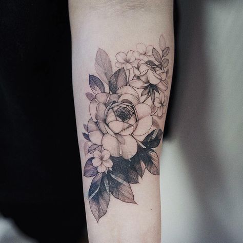 Cover up by @Zihwa_tattooer Cross Cover Up Tattoo, Floral Drawing Design, Flower Cover Up Tattoo, Flower Cover Up Tattoos, Tatuaje Cover Up, Lower Belly Tattoos, Lower Stomach Tattoos, Flower Tattoo Drawings, Special Tattoos