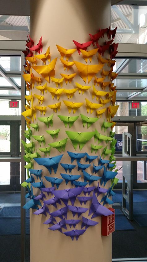 LGBT Pride Month Display - TCC Library Lgbtq School Display, Pillar Decoration Ideas For School, Lgbtq Library Display, Pride Month Decorations Diy, Pride Photo Backdrop, Pride Office Decorations, Pride Club Ideas, Pride Festival Decorations, Pride Display Library