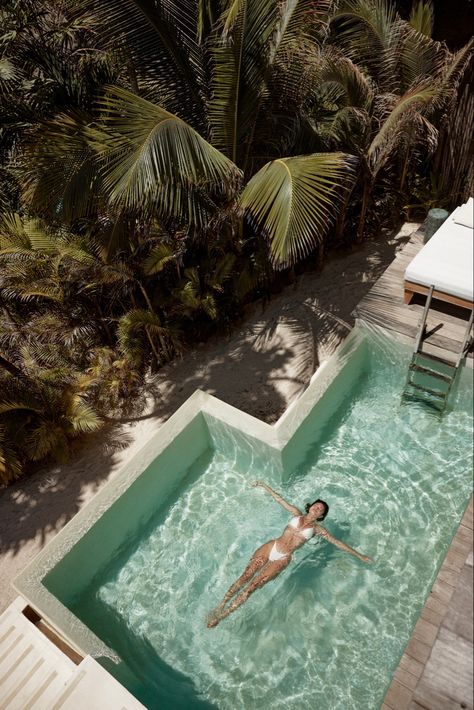 Nature, Luxury Tropical Resort, Coastline Tattoo, Tulum Aesthetic, Travel Tulum, Tulum Bachelorette, Florida Kilos, Girl Affirmations, Wealthy Lifestyle Luxury