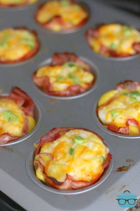 Ham And Egg Cups, Ham Egg Cups, Baked Egg Cups, Egg Cups Recipe, Ham Breakfast, Egg Cups Breakfast, Baked Recipes, Baked Egg, Brunch Casserole