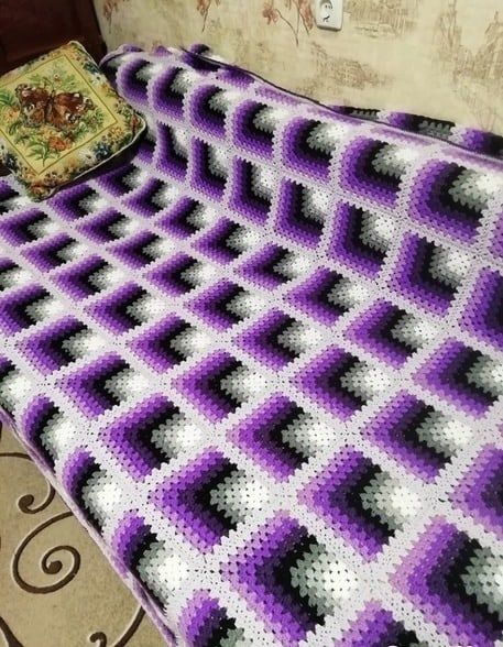 Crochet Blanket Pattern Free Easy, Crochet Wedding Dress Pattern, Crochet Blanket Stitch Pattern, Granny Square Crochet Patterns Free, Crochet Blanket Pattern Easy, Crochet Bedspread Pattern, Crochet Afghan Patterns Free, Crochet Blanket Designs, Crochet Motif Patterns