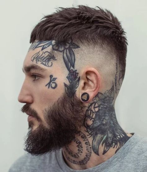 Short Haircuts For Guys, Short Quiff Haircut, New Mens Haircuts, Haircuts For Guys, Buzz Haircut, Crop Haircut, Beard Shapes, Trendy Mens Haircuts, Textured Haircut