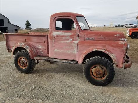 1949 Dodge Truck, Classic Dodge Trucks, Dodge Trucks For Sale, Vintage Trucks For Sale, Pickup Trucks Toyota, Old Trucks For Sale, International Pickup Truck, American Pickup Trucks, Junkyard Cars